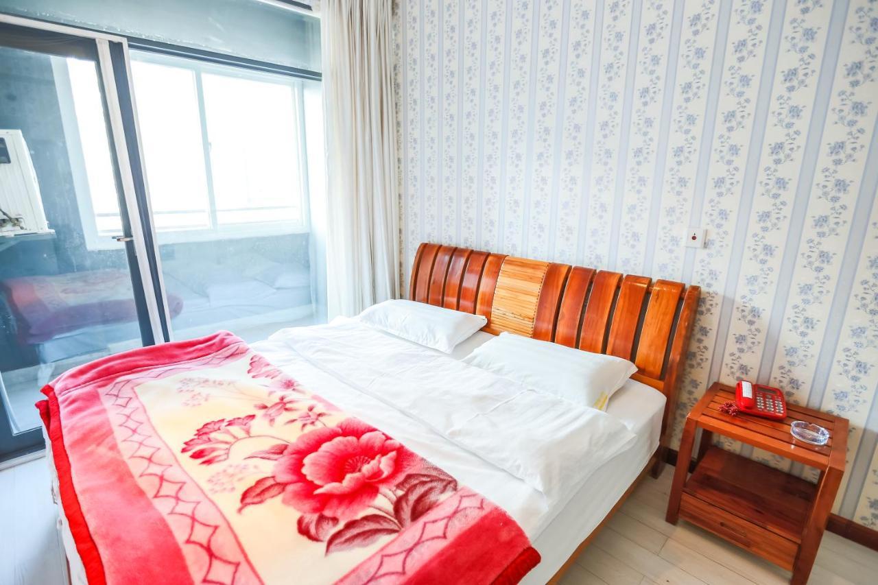 Nissi Holiday Hotel Kunming Dış mekan fotoğraf